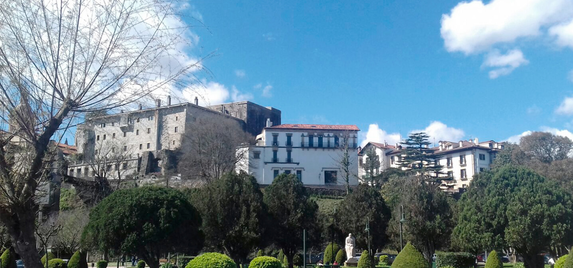 Vista del casco histórico de Hondarribia